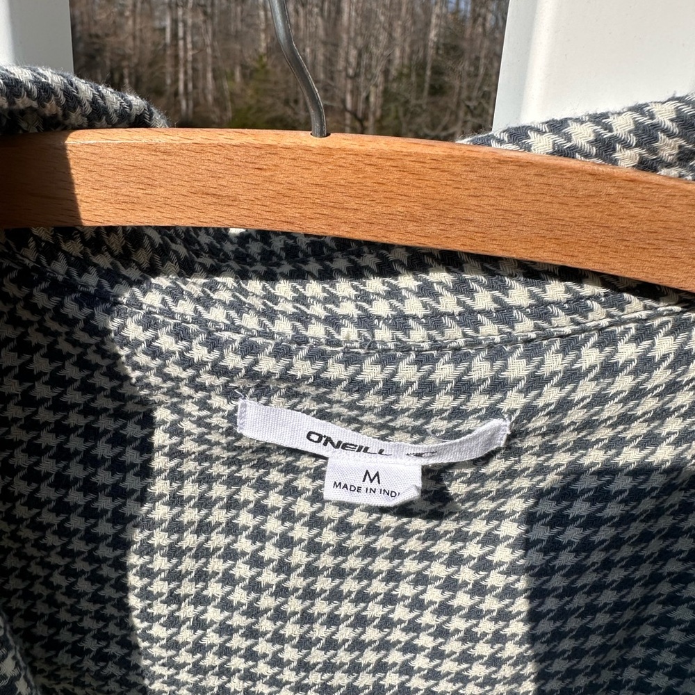 O'Neill Houndstooth Shirt Jacket - Black & White - Picture 4 of 5